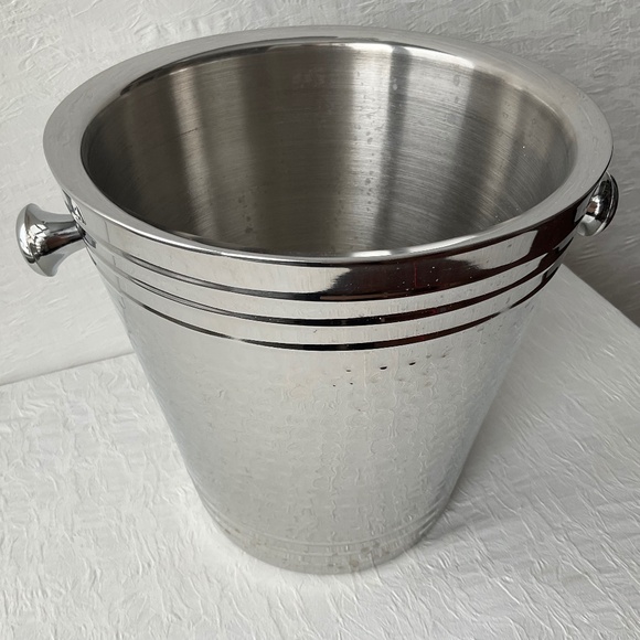 Ice Bucket Metal Silver-Tone Hammered Finish - Picture 1 of 9